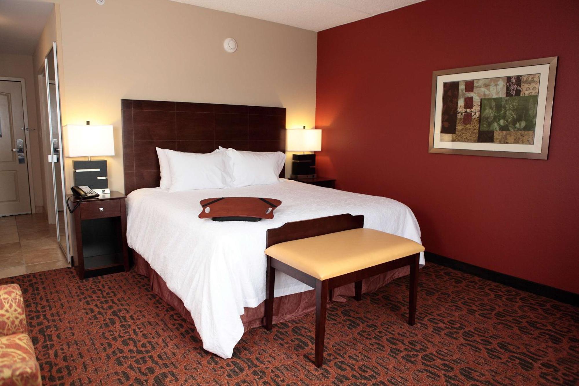 Hampton Inn Milan Esterno foto