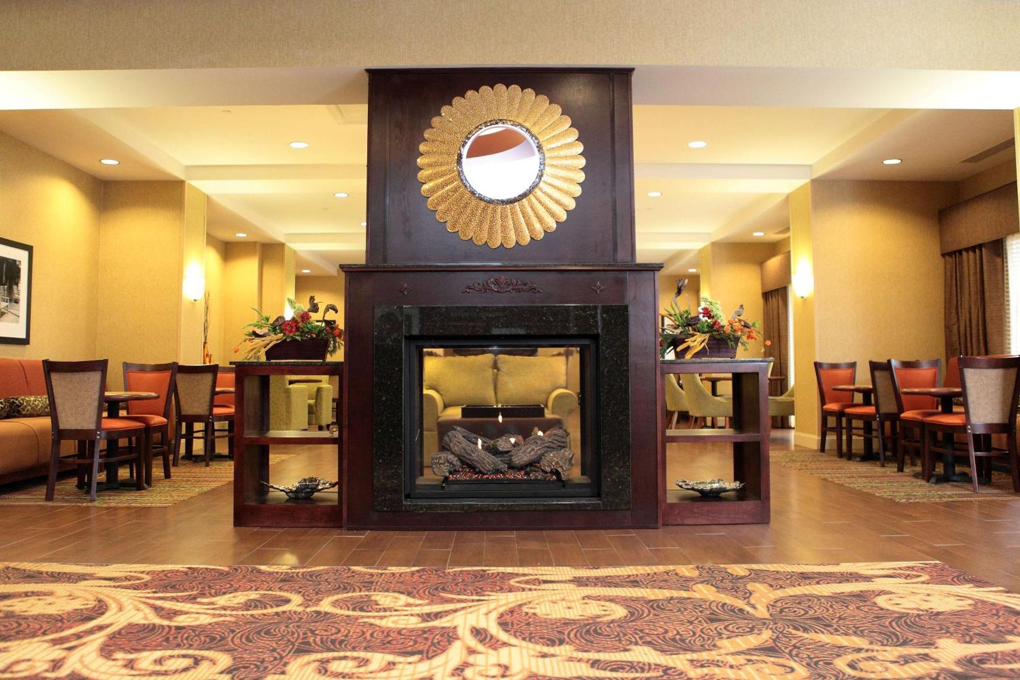 Hampton Inn Milan Esterno foto