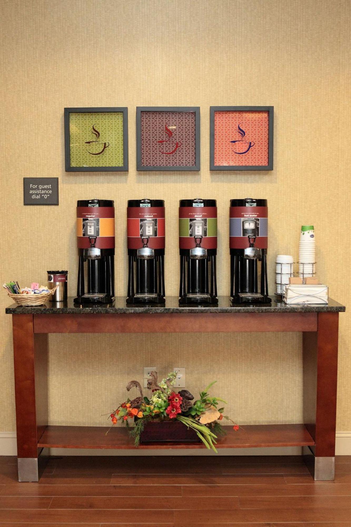 Hampton Inn Milan Esterno foto